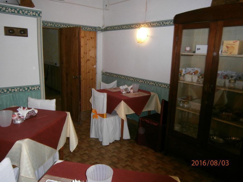 Albergo Il Cantuccio Bolano Exterior photo